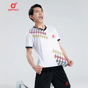 Erkekler için özel futbol forması Set Polyester hızlı kuru futbol forması hafif ve dayanıklı spor kiti abd sıcak satış - Product Image 1