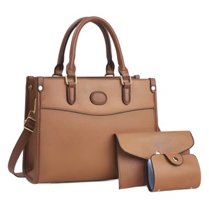 Conjunto de Tres Bolsos para Madre e Hija, Color Blanco Hueso y Marrón, Bolso de Hombro Mediano, Uso Diario, Verano 2024 - Product Image 5
