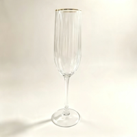 Verre à champagne vintage côtelé avec bord doré, verres à vin mousseux durables, compatibles lave-vaisselle, idéal pour les toast d'anniversaire