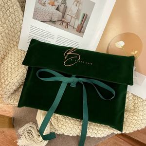 Bolsa de polvo de terciopelo verde, logotipo de flexografía personalizado, sobre elegante para ropa, embalaje de piedras preciosas, regalo de joyería para el cabello impreso - Product Image 3