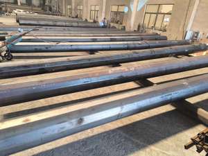 Nhà Sản Xuất Thiết Kế Miễn Phí Cao Cột Đèn Cực 15M 16M 18M 25M 30M 40M Thép Mạ Kẽm Với Lũ Ánh Sáng Đèn Cực - Product Image 4