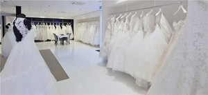 Vitrina de Madera para Vestidos de Novia, <span class=keywords><strong>Precio</strong></span> de Fábrica, Venta al por Mayor Personalizada para Centros Comerciales - Product Image 6
