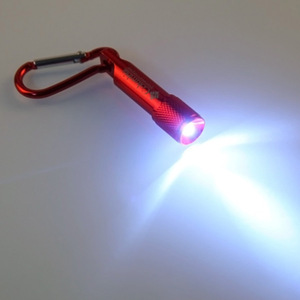 <span class=keywords><strong>Mini</strong></span> lampe torche LED portable, porte-clés, lampe pratique, <span class=keywords><strong>mousqueton</strong></span>, camping, extérieur, logo personnalisé, métal, <span class=keywords><strong>aluminium</strong></span>, pile AAA, 10000 heures - Product Image 6