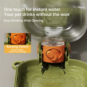Bouteille d'eau et récipient pour nourriture pour chien 2 en 1, grande capacité, écologique, distributeur de nourriture portable pour animaux de compagnie pour les voyages en plein air - Product Image 5