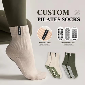 <b>Custom</b> Woven Label <b>Grip</b> <b>Socks</b> Anti Slip <b>Custom</b> Logo Luxury Pilates <b>Socks</b> - Product Image 1