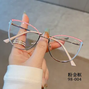 Women Cat Eyes Glasses Frames Fashion Anti Blue Light Cat Eye Glasses Trendy Metal Optical Glasses Frame Women Designer Eyeglass