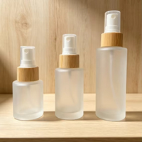 Botol Semprot Kaca Frosted Berkualitas Tinggi 50ml dengan Kerah Bambu, Kemasan Kosmetik Kosong Isi Ulang untuk Toner Mist Perawatan Kulit