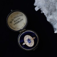 Bague Rétro en Velours Océanique II - Luxueuse Bague Plaquée Or 24K avec Émail Bleu Zurich et Zirconias - Style Rétro