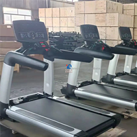 Tapis roulant motorisé de luxe YG Fitness YG-T016 avec écran LED - Équipement de cardio-training robuste pour salle de sport