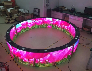 Rgx vòng hình dạng p2.5 Solf và linh hoạt LED hiển thị cao rrsolution cong màn hình LED uốn cong mô-đun cho quảng cáo triển lãm - Product Image 4