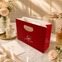 Sac en papier de luxe personnalisé, écologique, de haute qualité, avec poignée découpée, pour emballage cadeau, cosmétiques, parfums, rouges à joues, présentoir de vente au détail, boutique