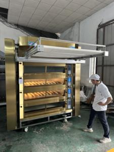 เครื่องมือใส่แป้งขนมปังแบบมือหมุนและอัตโนมัติ สำหรับเตาอบแบบเด็ค พร้อมถาดรองอบและอุปกรณ์ดัน-ดึง สำหรับผู้จำหน่ายเบเกอรี่ - Product Image 4