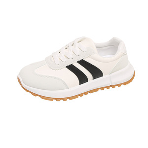 Nuove <span class=keywords><strong>Scarpe</strong></span> Sportive da <span class=keywords><strong>Donna</strong></span> 2026, <span class=keywords><strong>Scarpe</strong></span> Versatili per Ragazze, Sneakers Casual con Lacci per Studentesse, <span class=keywords><strong>Bianche</strong></span> e Nere, Taglie 36-42 - Product Image 5