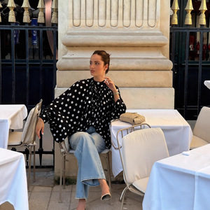 <span class=keywords><strong>Blusa</strong></span> de mujer holgada, elegante y bonita, <span class=keywords><strong>con</strong></span> cuello halter, manga farol, semitransparente y <span class=keywords><strong>con</strong></span> lazo de lunares. - Product Image 4