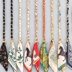 Cordón versátil de 120 cm de largo para teléfono, cadena dorada, correa trenzada para llevar el móvil cruzado, accesorio para bolsos. - Product Image 2