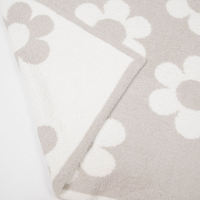 Couverture tricotée accepter personnalisé Super doux fleur Jacquard 100% Polyester tricot couverture pour literie d'hiver
