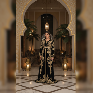 Robe de soirée vintage en satin brodé rouge élégante sans manches, longueur ras du sol, faite sur mesure de qualité supérieure, style indien, pour mariée, au crochet - Product Image 3