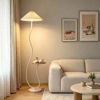 Lampe sur pied LED E27 plissée avec étagère de rangement, lampe sur pied moderne minimaliste pour salon et chambre à coucher CRI90