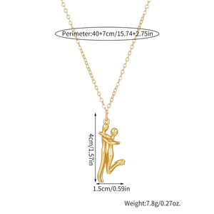 Collana con Ciondolo Coppia Abbracciata per Donna e Uomo, Colore Oro e Argento, Catena d'Amore per Coppie, Regalo per Amici, Gioielli per Feste - Product Image 4