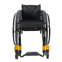 Fauteuil roulant de sport à propulsion automatique Certifié CE Fourniture de soins de santé Fauteuil roulant sportif en fibre de carbone 24 pouces 4 pouces frein à main 13 Kg
