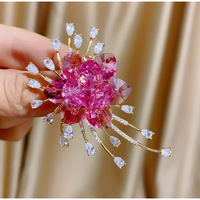 XILIANGFEIZI Bros Bunga Zirkon Berlapis Emas Kuningan Mewah Ringan Kelas Atas Mode Baru Super Cantik Prancis