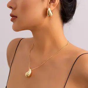 Fashion Snake Bone Chain Collar Pendant Necklace alloy Gold Plated Designer Popular Brand Waterdrop earring Jewelry set