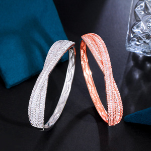 Mode Perhiasan Logam Tembaga Putih Emas Disepuh Zirkon Semua Pertandingan Gelang Pengantin Gelang untuk Gaun Pengantin Aksesoris India - Product Image 4