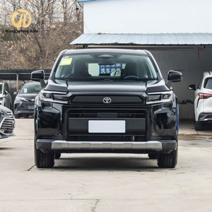 Affidabile e Lussuoso Toyota RAV4 2.0L Luxury 2026, SUV Compatto a Benzina con Garanzia, SUV Familiare, Auto Nuova - Product Image 2
