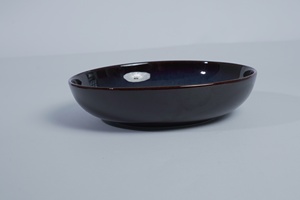 Grand saladier de 20 cm de diamètre, style Japandi, en céramique artisanale avec glaçure réactive, pour salades, fruits, desserts, fêtes, Agung Keramik, non toxique - Product Image 3