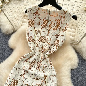 Robe longue sans manches taille haute coupe trapèze en dentelle ajourée respirante de qualité supérieure, style romantique français pour femme - Product Image 6