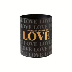 กล่องของขวัญทรงกลมลายหงส์กอดกัน ดีไซน์ใหม่ปี 2023 พิมพ์ลาย LOVE สำหรับใส่ดอกไม้สด เหมาะสำหรับร้านขายดอกไม้ - Product Image 4