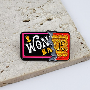 Broche en métal Usine de Chocolat (films européens et américains), accessoire de badge créatif pour hommes, produit dérivé de films et de télévision - Product Image 3