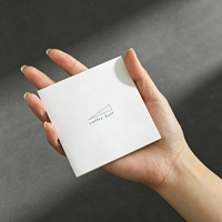 Brochure pliée multi-pages personnalisée avec papier fantaisie et gaufrage pour la publicité d'entreprise et la promotion de la marque
