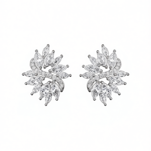 Orecchini a Perno con Fiore Bianco Champagne, Cristallo Taglio Marquise, Strass con Montatura a Griffe, Gioielli Romantici da Sposa per Donna - Product Image 1