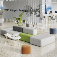 Ensemble de canapés modulaires sectionnels modernes avec éponge haute densité, personnalisables pour les bureaux, les hôtels, les écoles et les espaces publics d'appartements