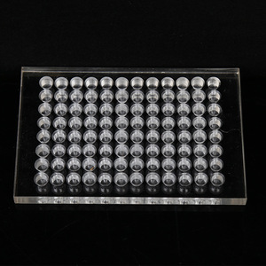 Microplaca Kehua de 96 pocillos de plástico para uso en laboratorio - Product Image 1
