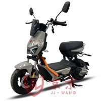 Moped électrique élégant 650W à succès avec siège arrière, trottinette électrique multicolore pour les trajets quotidiens et la conduite adulte