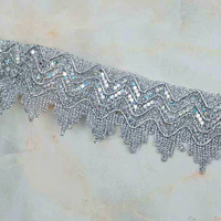 Grande dentelle géométrique colorée à sequins et fils dorés et argentés, style ethnique, pour costumes de danse, 9 mètres par rouleau en stock
