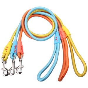 Correa de perro suave de poliéster de cuerda redonda duradera con logotipo personalizado con patrón de impresión y decoración de piel de lujo elegante estilo moderno - Product Image 1