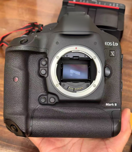 วิดีโอ DCI 4K + ระบบโฟกัสอัตโนมัติแบบ CMOS ดูอัลคอร์แบบฟูลพิกเซล, 1D X Mark II เป็นเครื่องมือที่ยอดเยี่ยมสำหรับการผลิตวิดีโอระดับมืออาชีพ! - Product Image 2