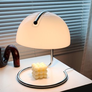 Lámpara de Mesa con Base de Metal, Fuente de Luz LED E27, Cuidado de la Vista, Decorativa para Dormitorio o Estudio, Iluminación Ambiental - Product Image 1