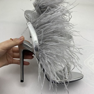 Personalizzare i sandali con tacco alto con piume di struzzo con cinturini con diamanti per donne Mature e sexy sandali con tacco alto - Product Image 2