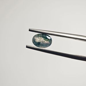 ZDD Moss Agate Egg Shaped Natural <b>Stone</b> Ornament Durable For Everyday Wear - Product Image 1