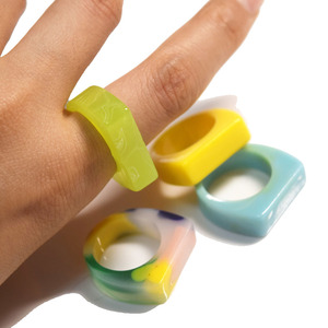 Korean Style Classic Punk Design Plastic Acrylic Resin Finger <strong>Ring</strong> Women <strong>Kids</strong> <strong>Rings</strong> Jewelry Unisex - Product Image 3