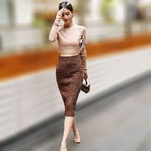 À la mode femmes vêtements 2025 été mode pull Blouse femmes dame élégant à manches courtes pull court - Product Image 2