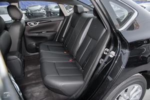 Nissan Sylphy Classic 1.6L XL CVT Premium FWD Berline 4.63m d'occasion 2024 - Économique et fiable pour l'exportation - Product Image 4