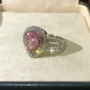 Bague en pierre rose en forme de goutte d'eau pour femmes, bijoux de doigt à trois couches, cadeau à la mode - Product Image 3