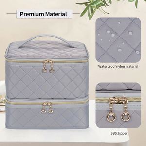 Étui organisateur pour vernis à ongles, échantillon gratuit, contient une lampe à ongles et 32 flacons, sac de rangement pour outils de manucure, sac pour accessoires à ongles - Product Image 4