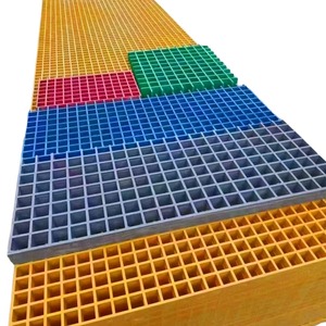Aanpasbare FRP-glasvezelversterkte kunststof roosters met glad oppervlak voor bouwpanelen en platforms - Product Image 3