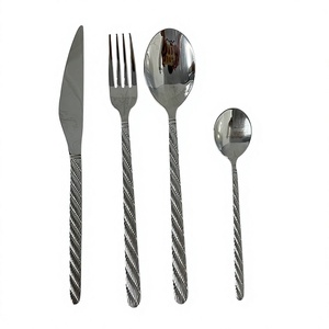 Ensemble de couverts DSF80 de luxe léger européen en acier inoxydable 304 martelé, fourchette à steak, cuillère, couteau, 3 pièces, vaisselle pour la maison et la restauration - Product Image 5